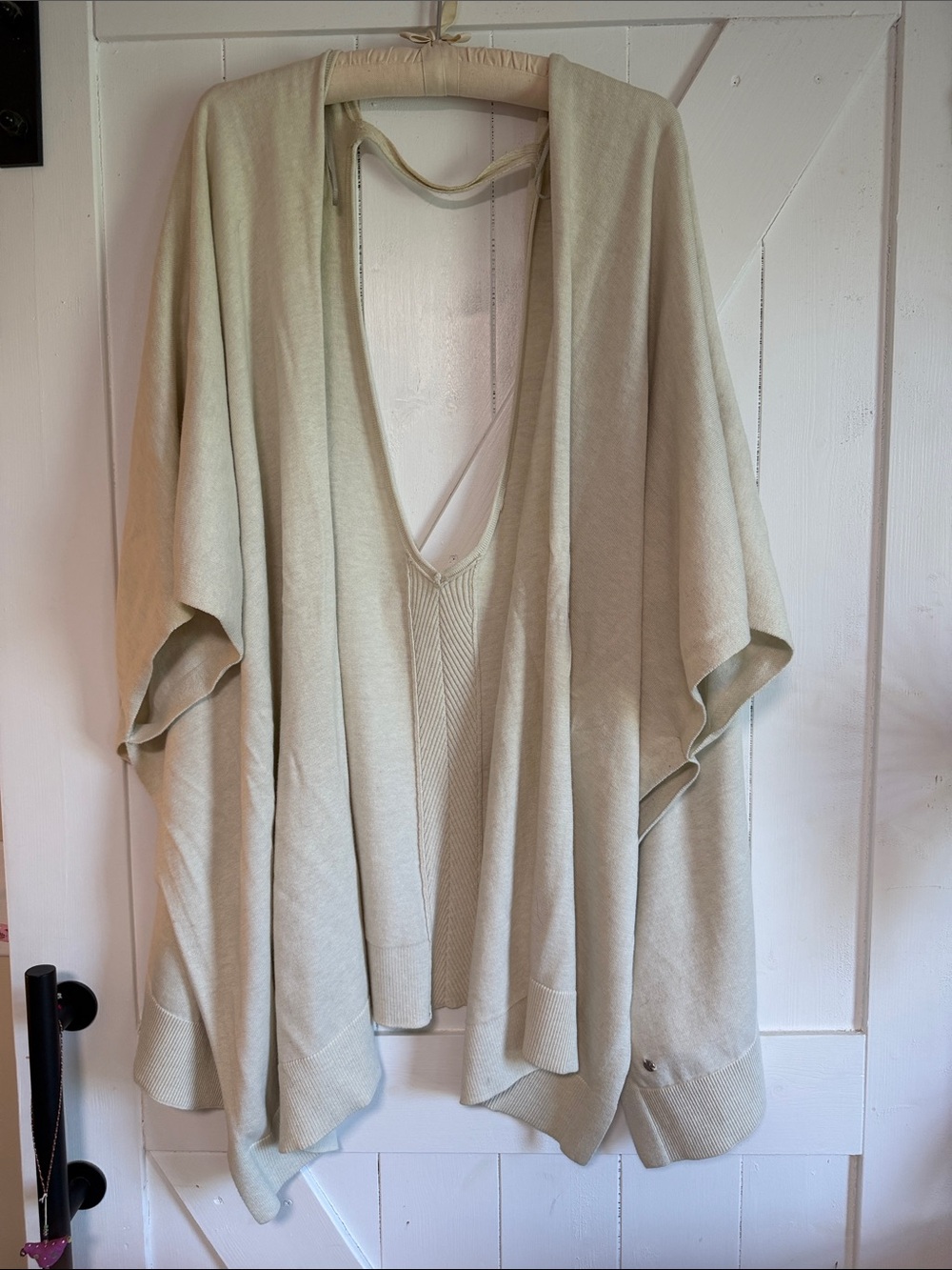 lululemon athletica Cream Lightweight Draped Poncho